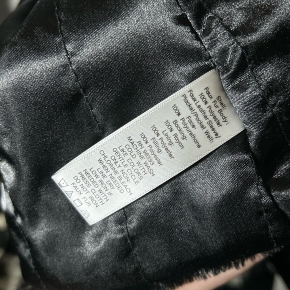 Dennis Basso Black Faux Fur Vest with Satin Lining, Multi-pockets, Size XL - Picture 5 of 9